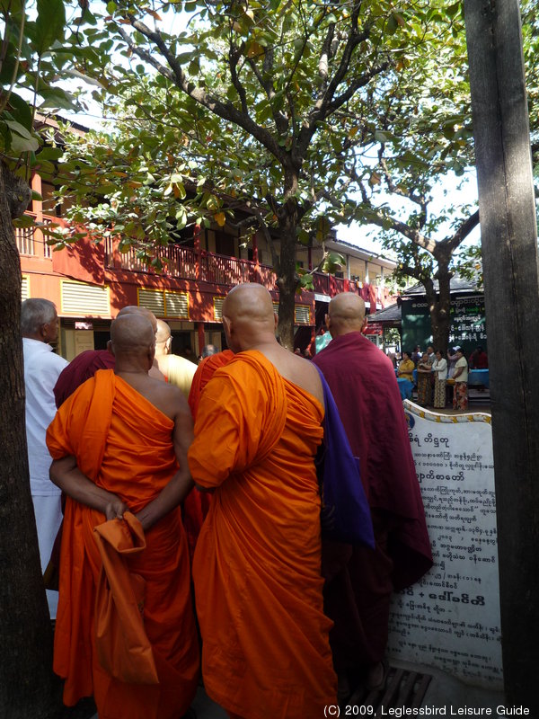 Mahagandayon Monastery17